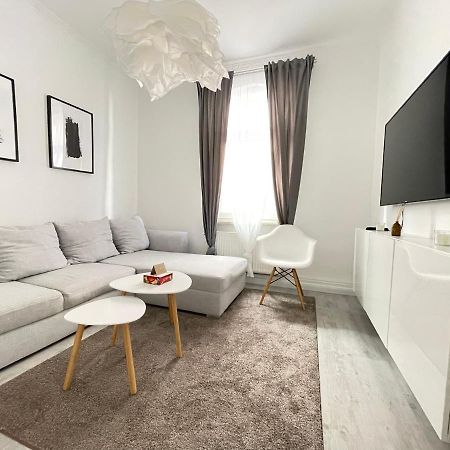 75Qm - 3 Rooms - Free Parking - Mallibase Apartments Hannover Exterior photo